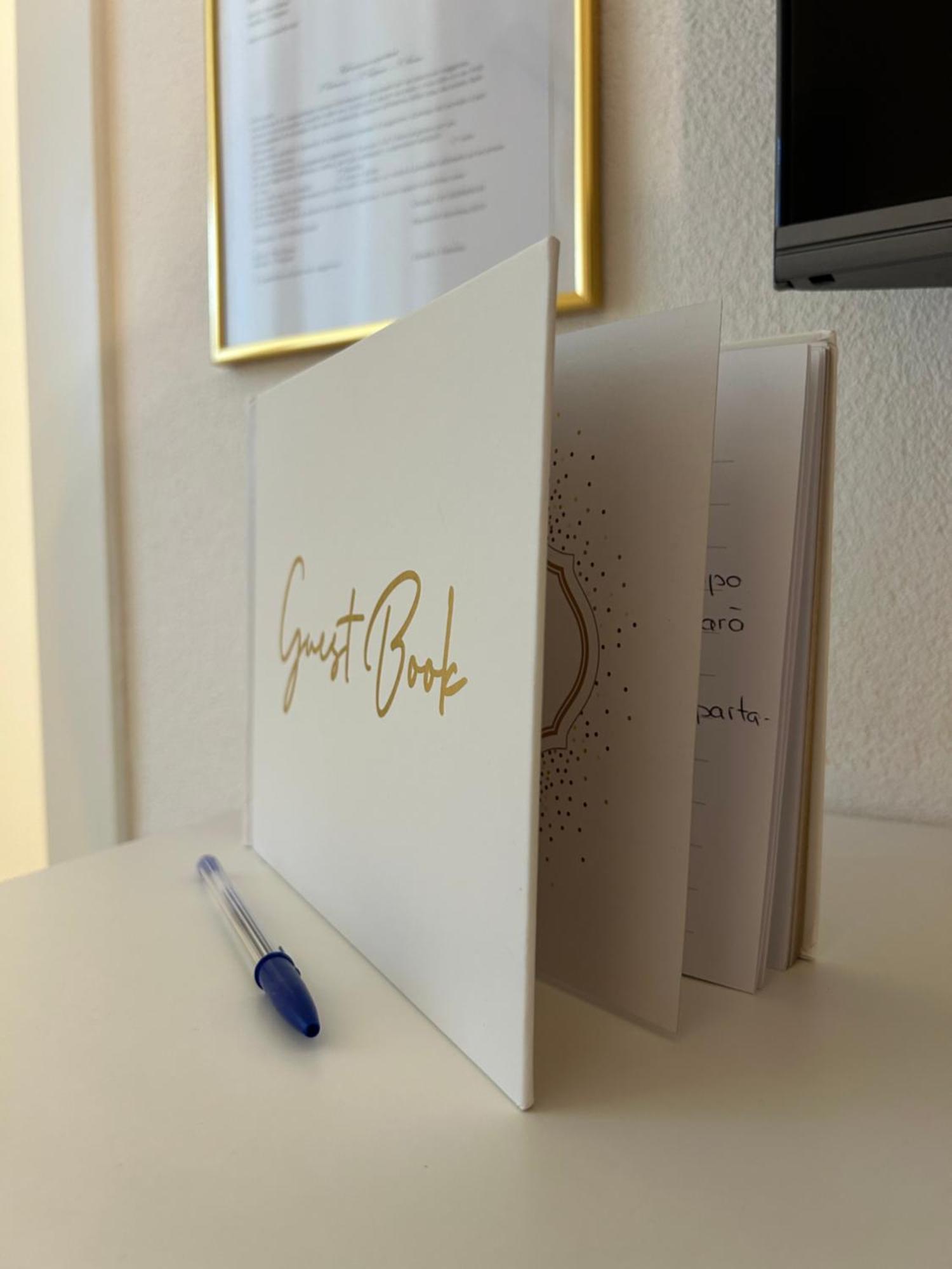 V&C Home Rental Specialist Appartamenti Fronte Lago Maggiore Germignaga Kültér fotó
